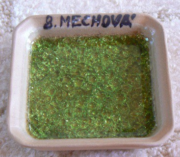 Machová priehľadná č.8